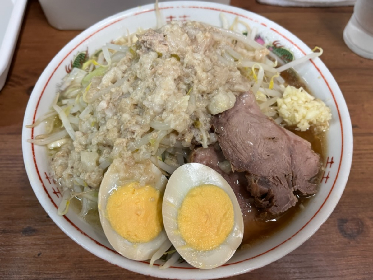 ラーメン二郎品川店小ラーメンネギ煮玉子