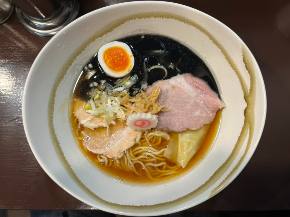 ラーメンニキ新橋特上醤油ラーメン