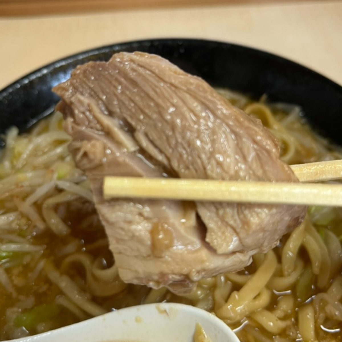 ラーメン二郎京成大久保店豚