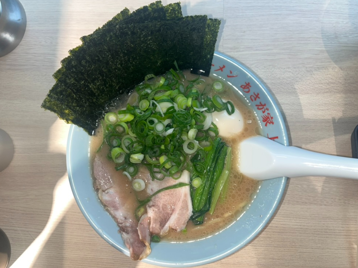 横濱ラーメンあさが家上野店特選ラーメン並
