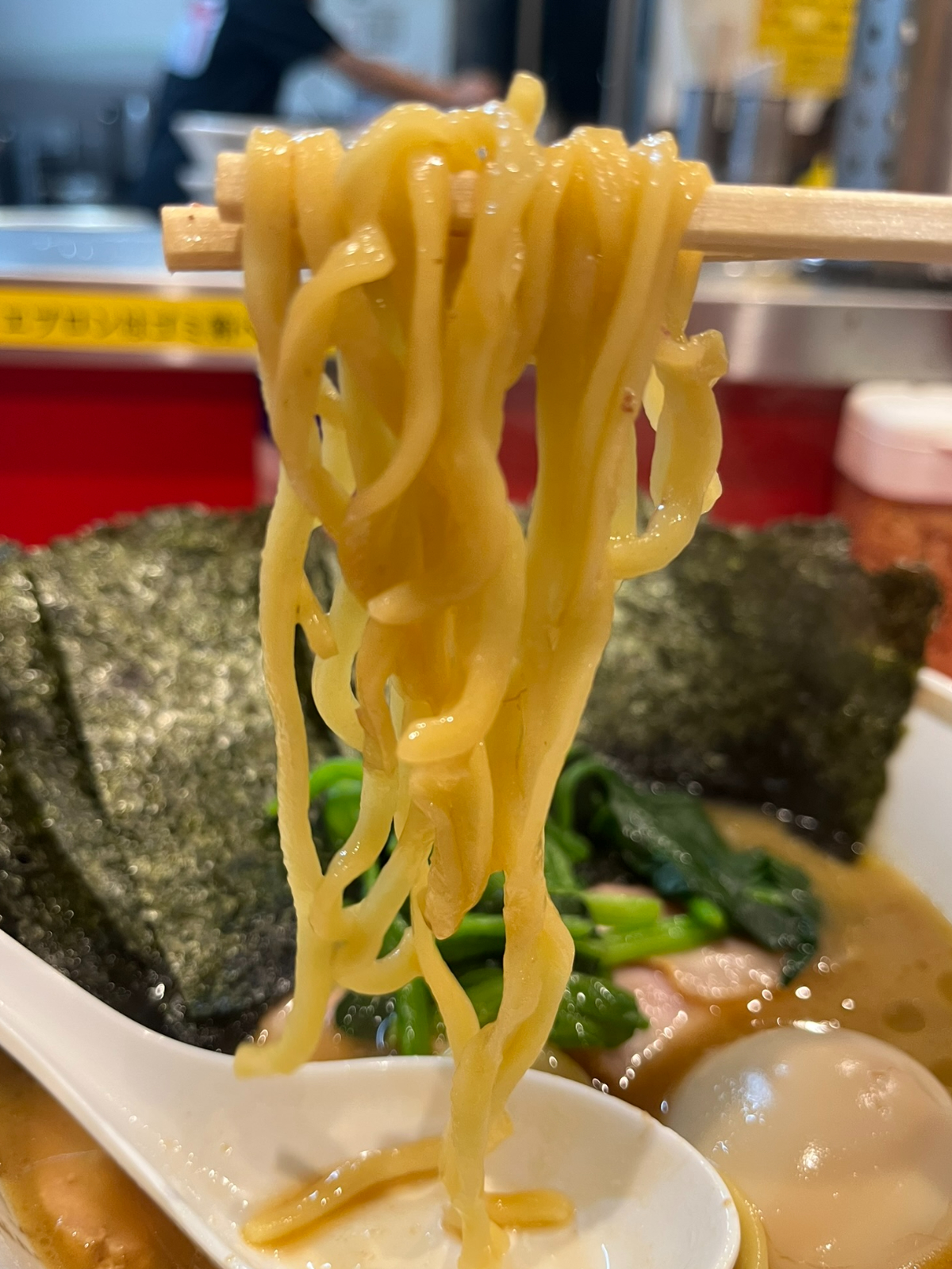 ラーメン濱野家麺上げ