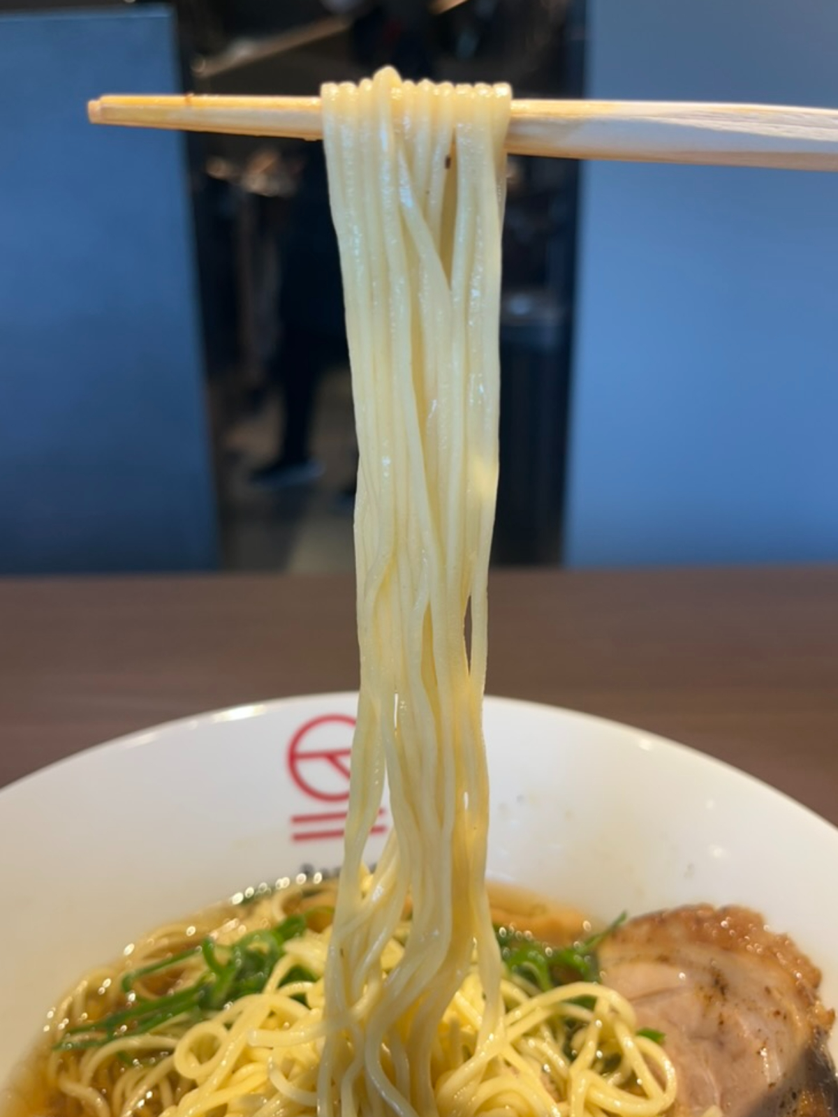 Ramen_Rouge麺上げ
