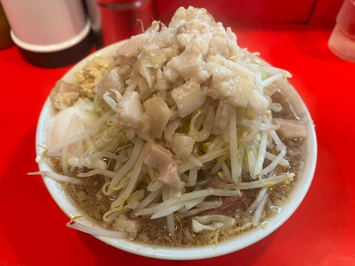 ラーメン二郎府中店小ラーメン温泉玉子