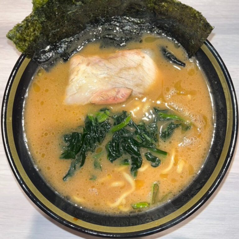 横浜家系ラーメンてつ家 市ヶ谷ラーメン