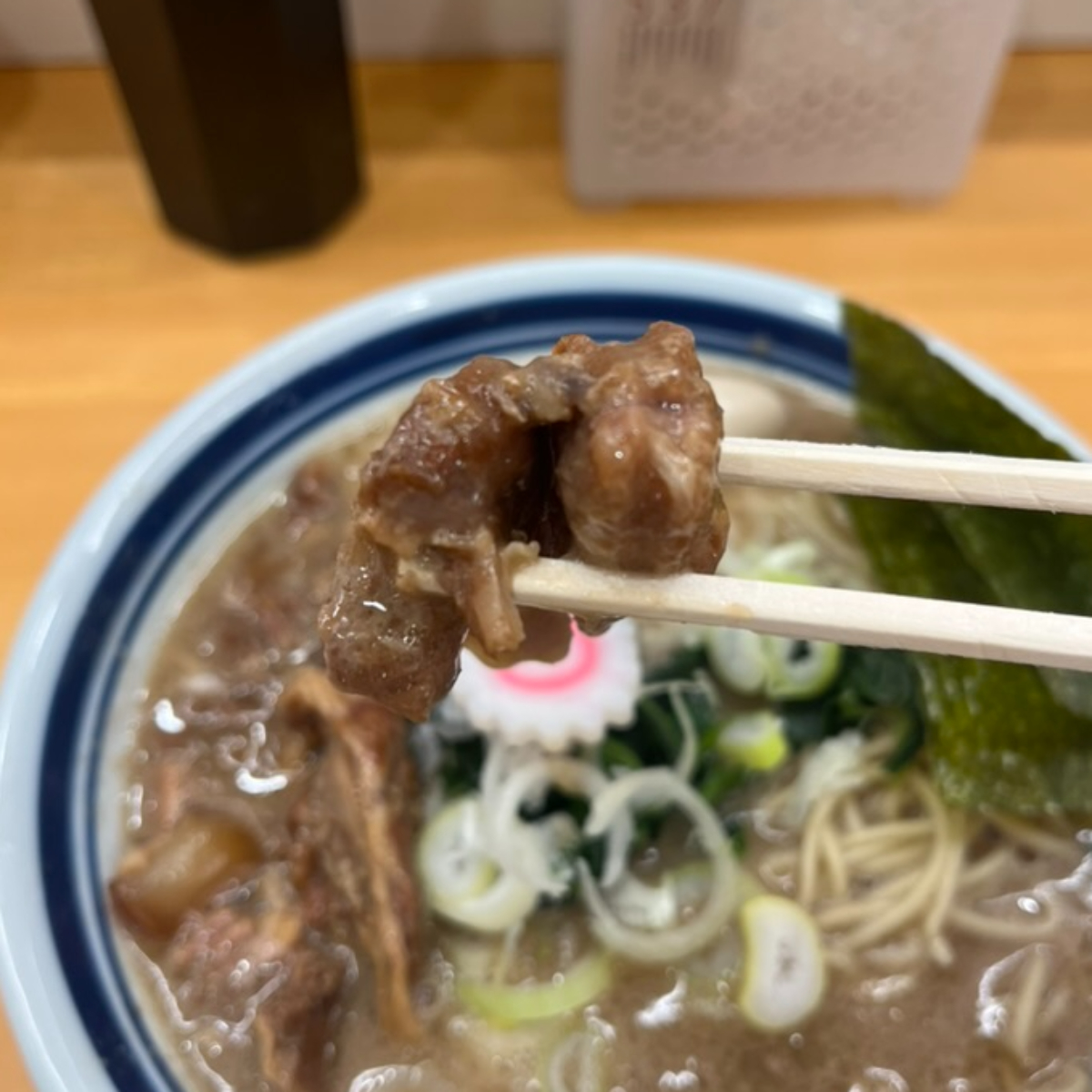らーめん護什番軟骨