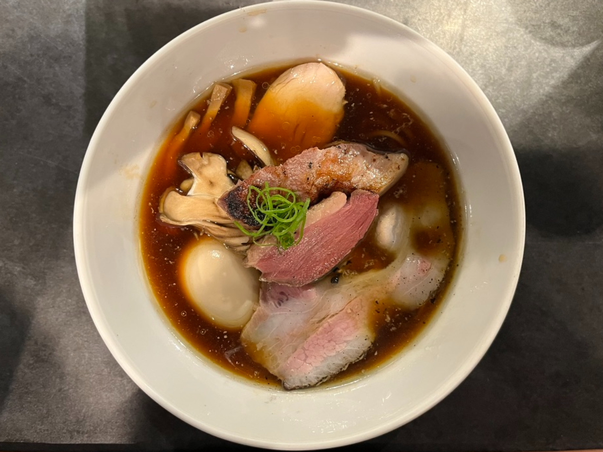 Ramen翡翠特製醤油ラーメン