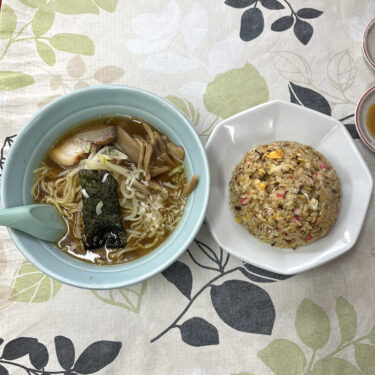 慶修正油ラーメンミニチャーハン