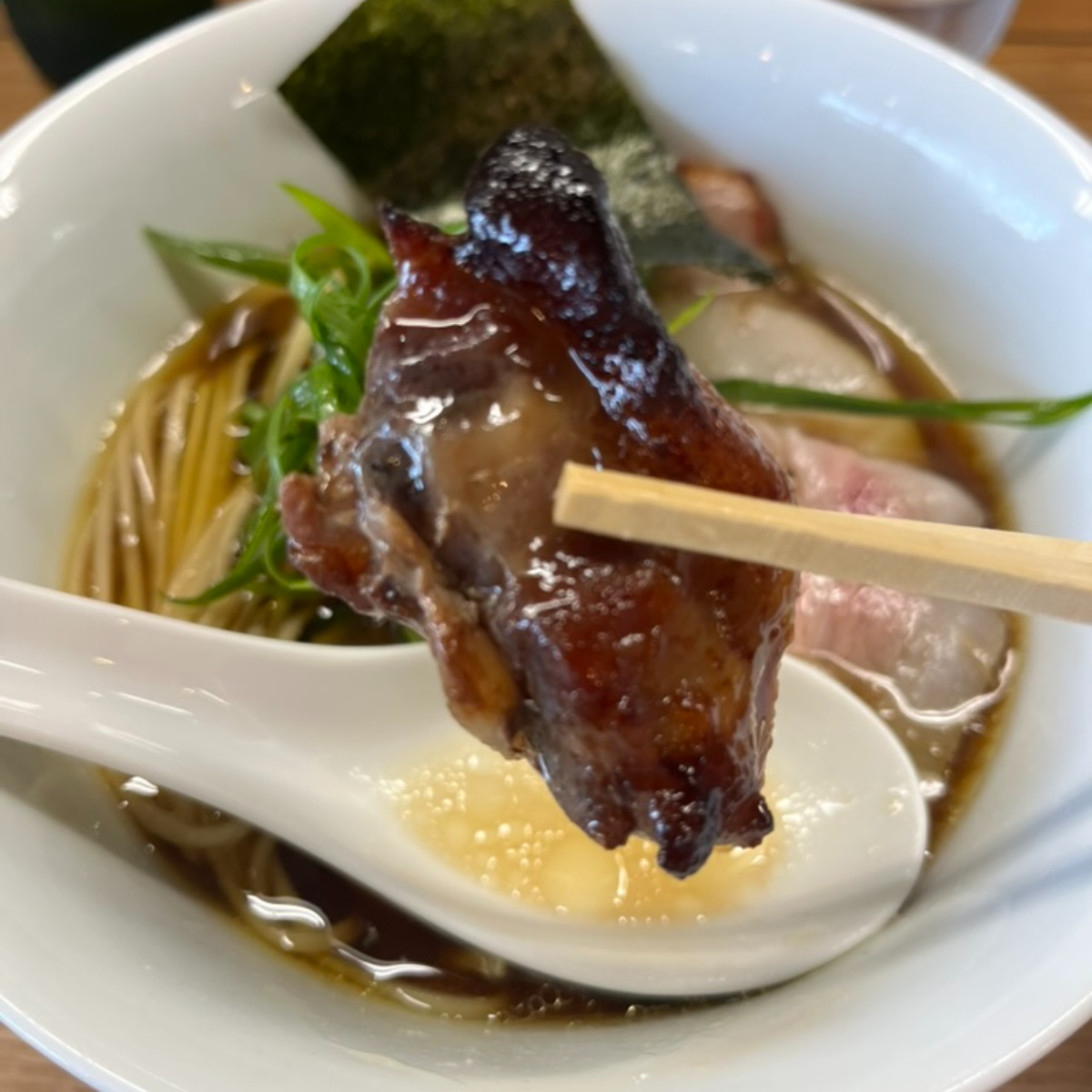 ヨコクラストアハウス端肉