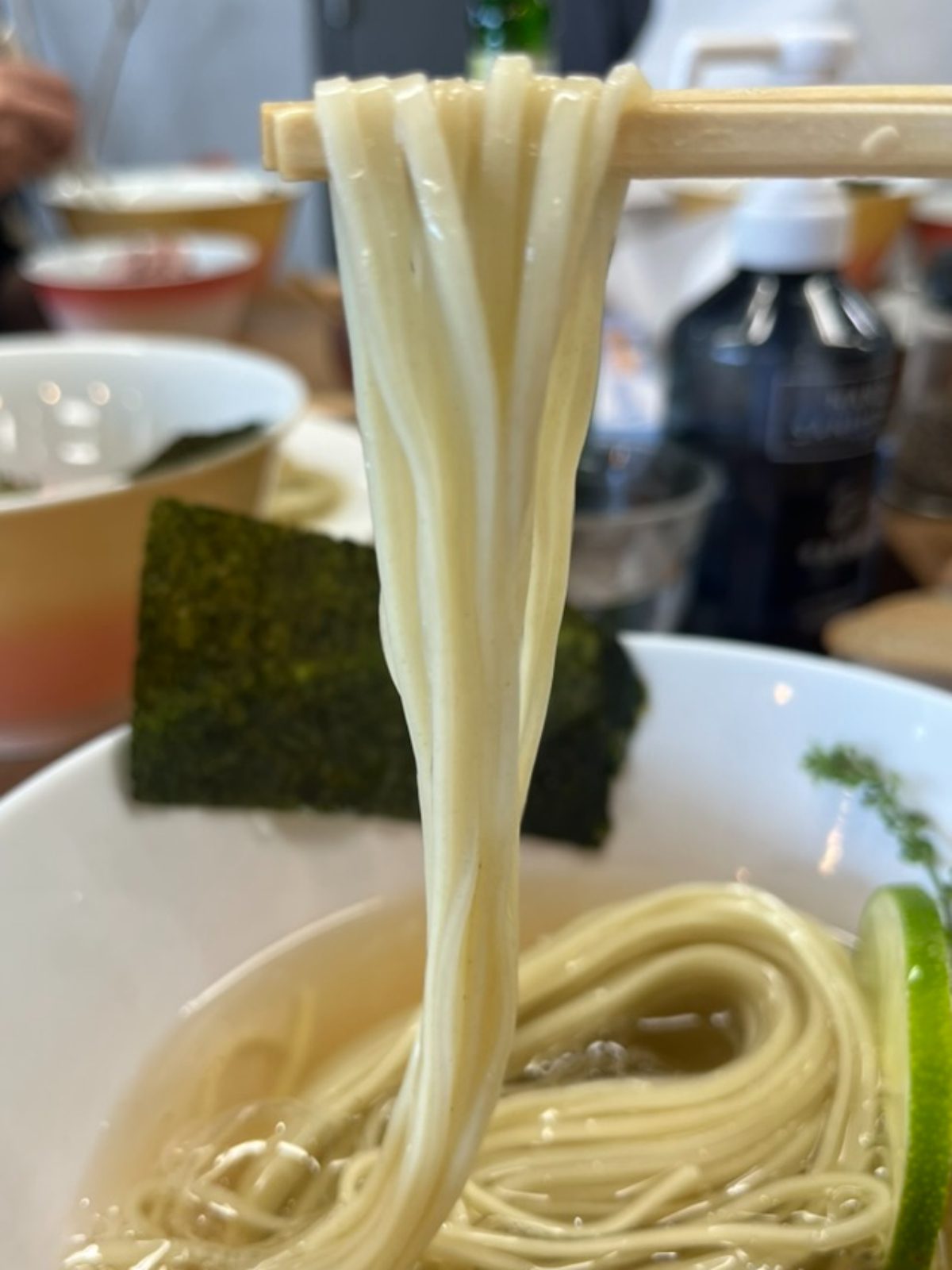 ヨコクラストアハウスつけめん麺上げ