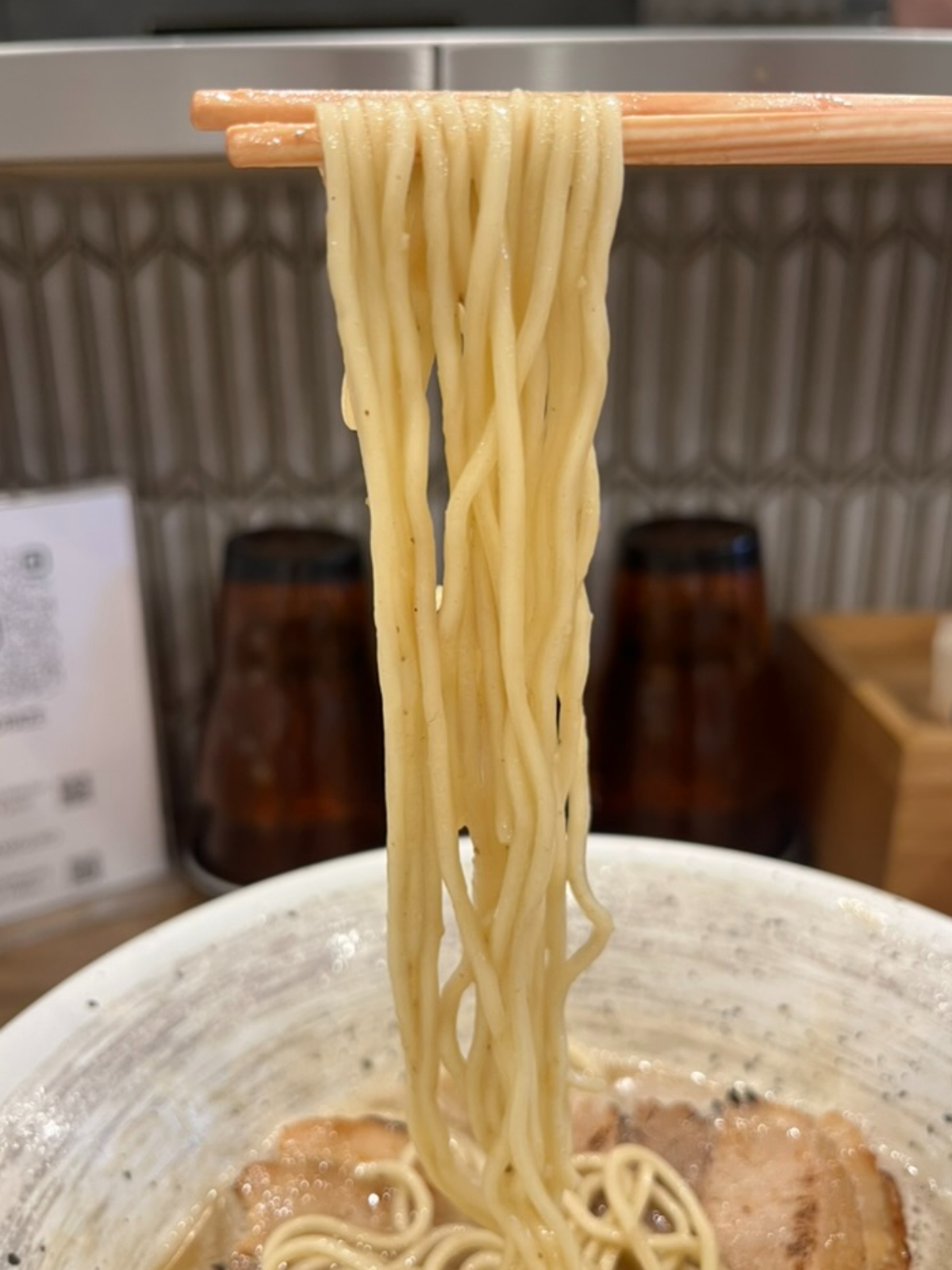 麺屋栩羚廚麺上げ