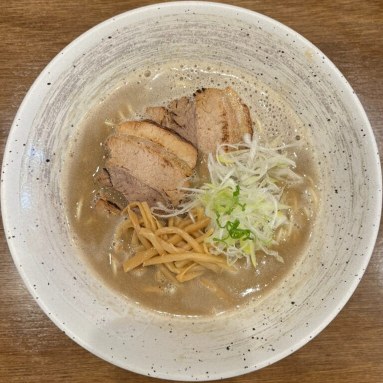 麺屋栩羚廚濃厚豚骨