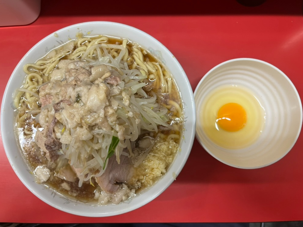 ラーメン二郎上野毛店小ラーメン生たまご