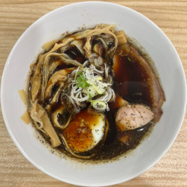 古町めんの坊古町ブラック