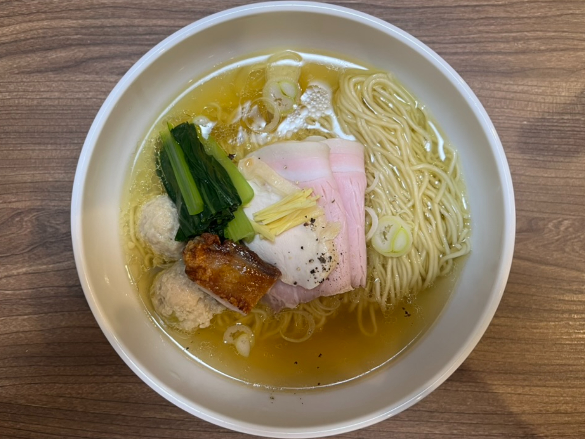 中華そばひしお特選奥久慈しゃもの淡麗塩そば