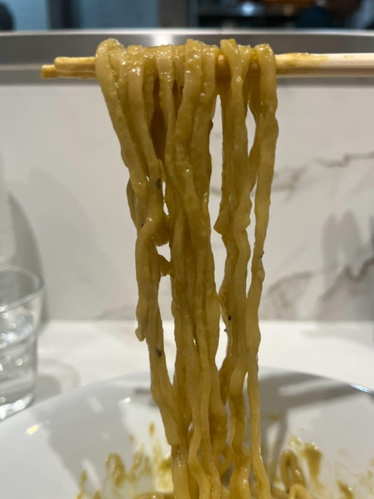 中華そば左とう和え玉麺上げ
