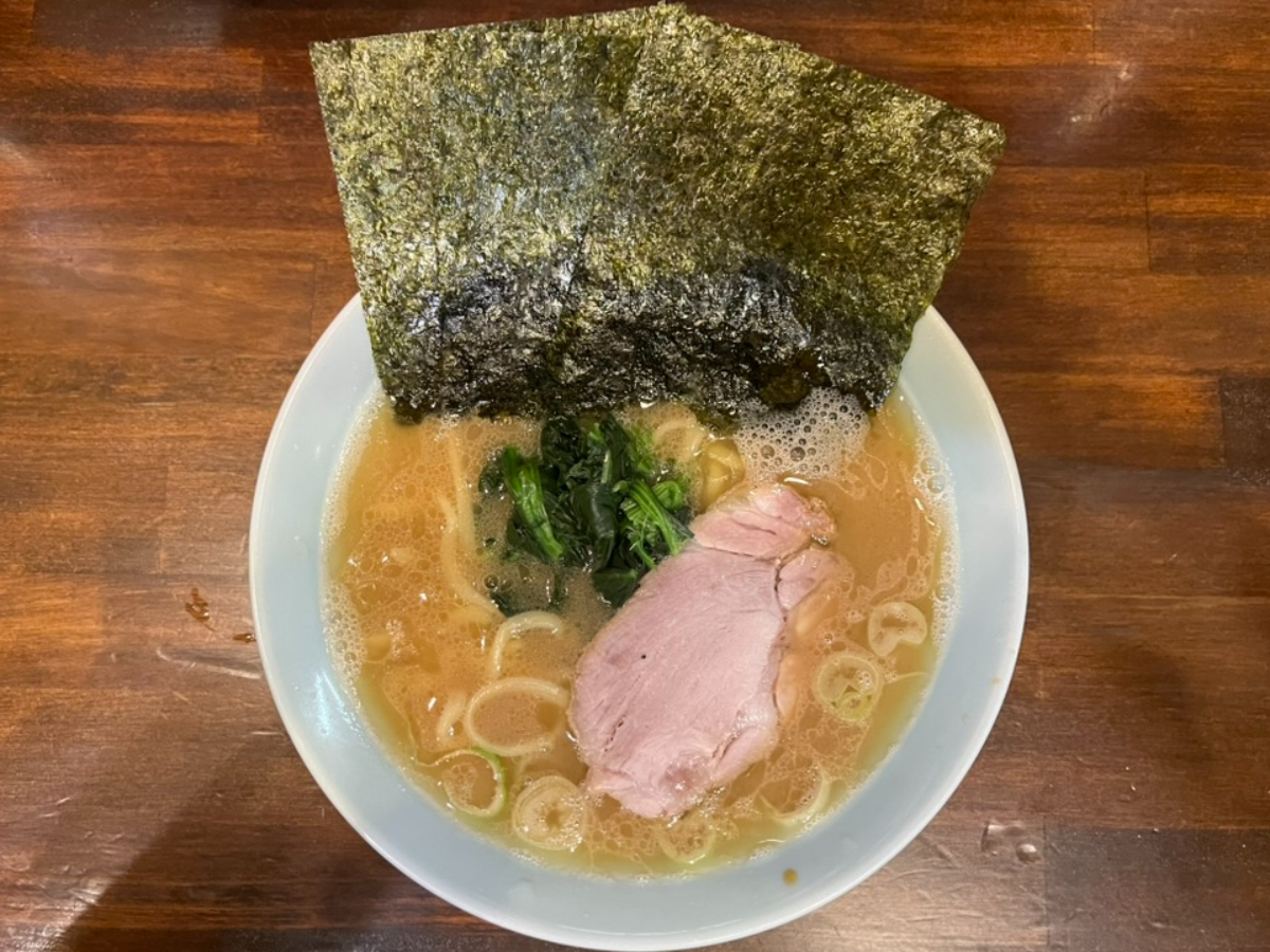 ラーメン洞くつ家ラーメン
