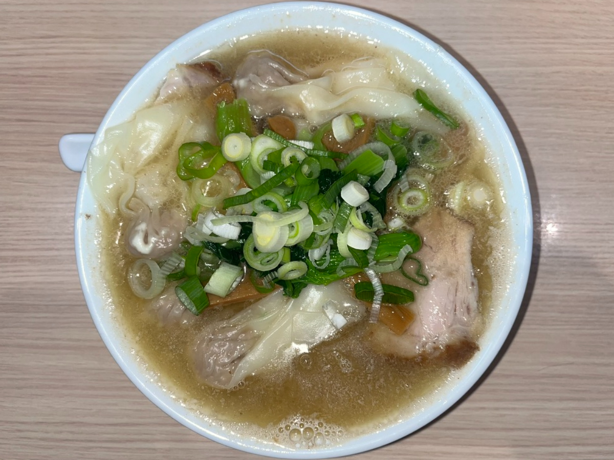 桜上水船越塩ワンタンメン