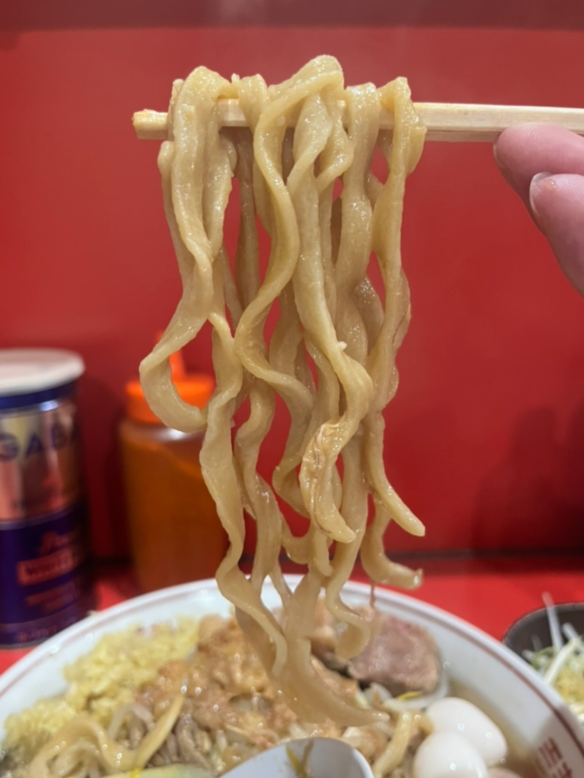 ラーメン二郎千葉店麺上げ