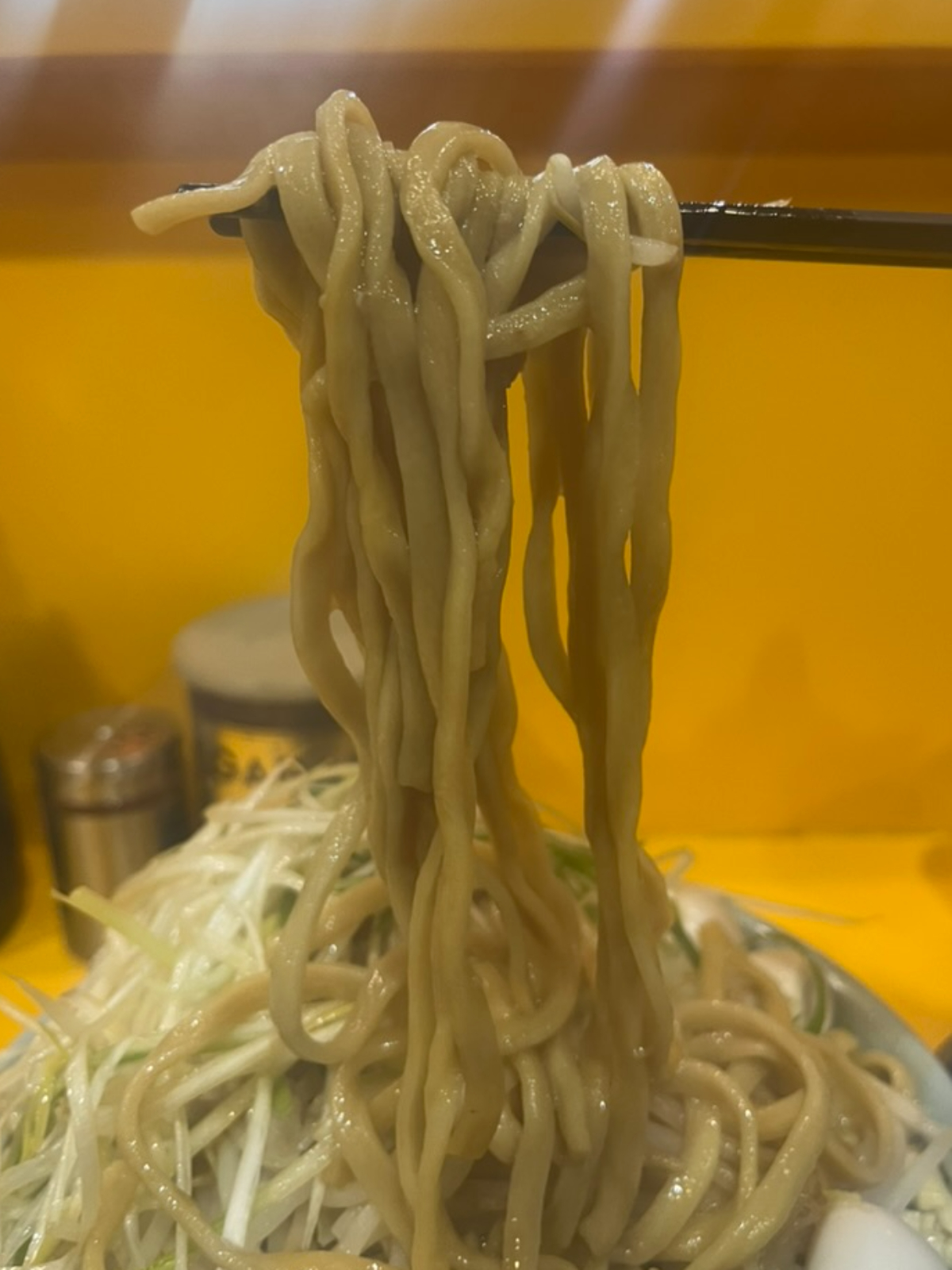 ラーメン二郎八王子野猿街道店2麺上げ