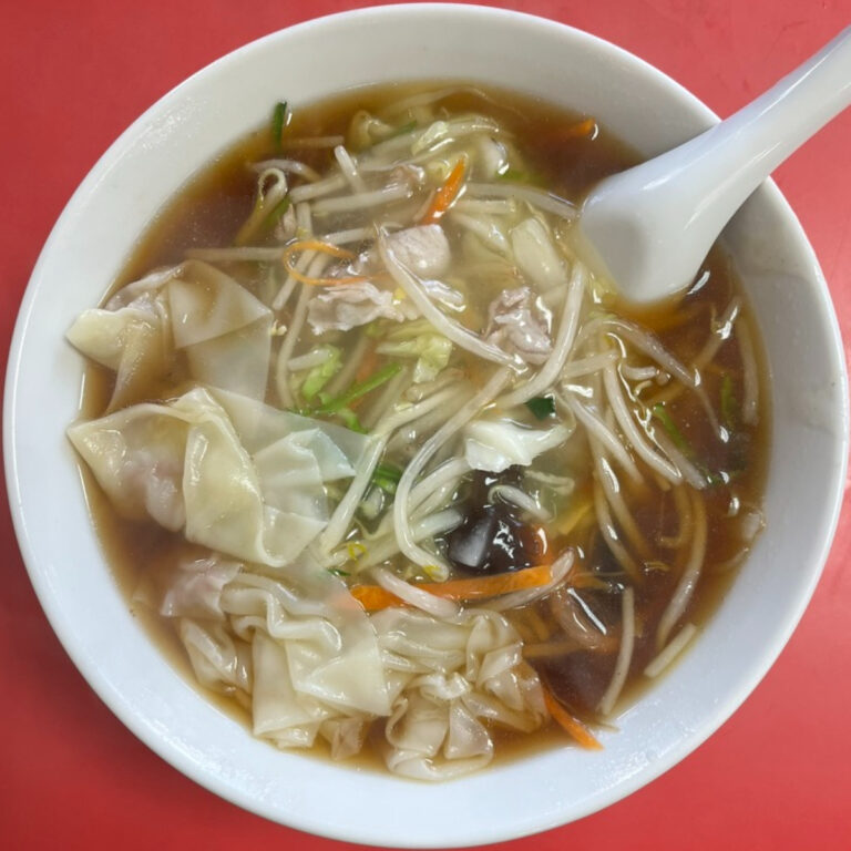 玉泉亭サンマーワンタンメン