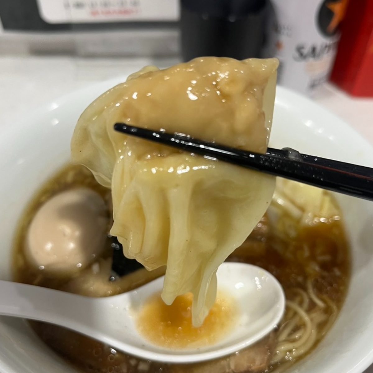ラーメン星印ワンタン