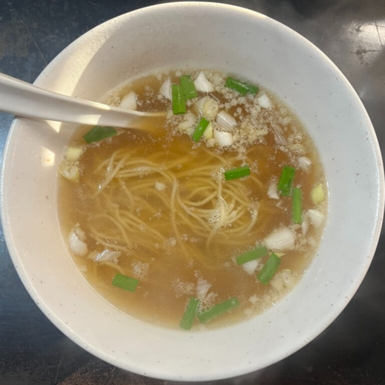 13湯麺トンミン