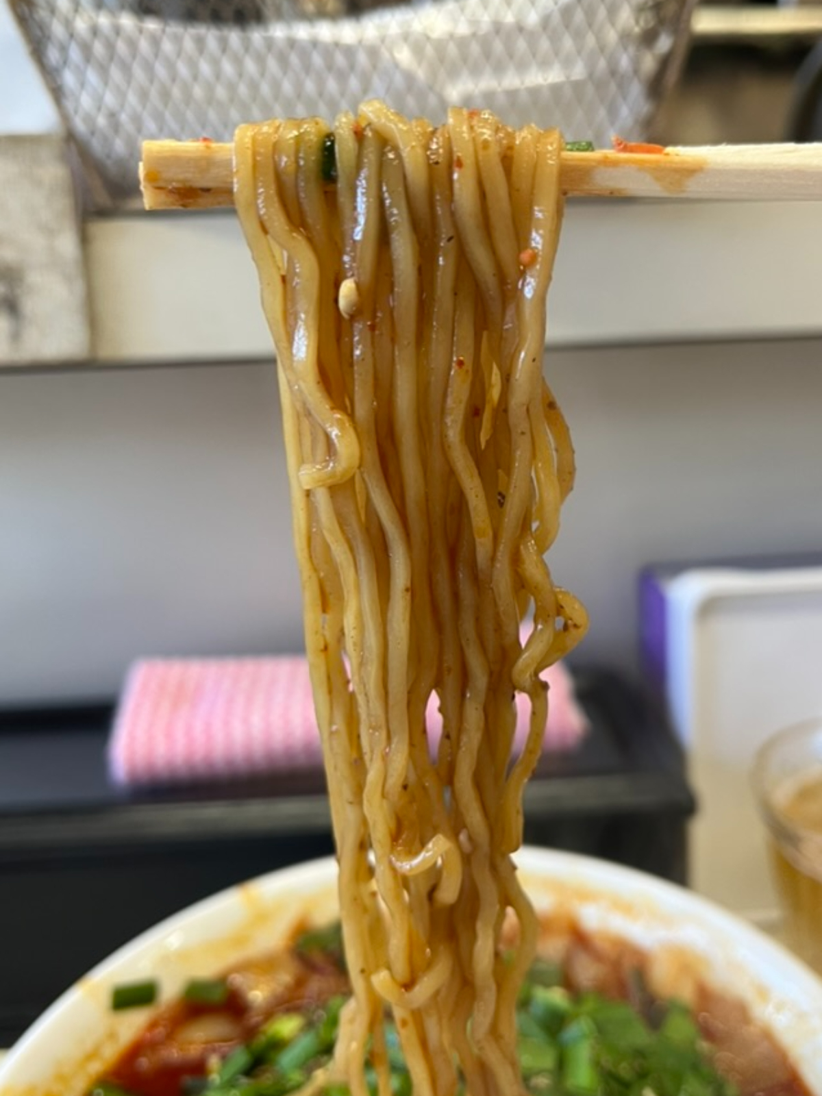 ビンギリ麺上げ