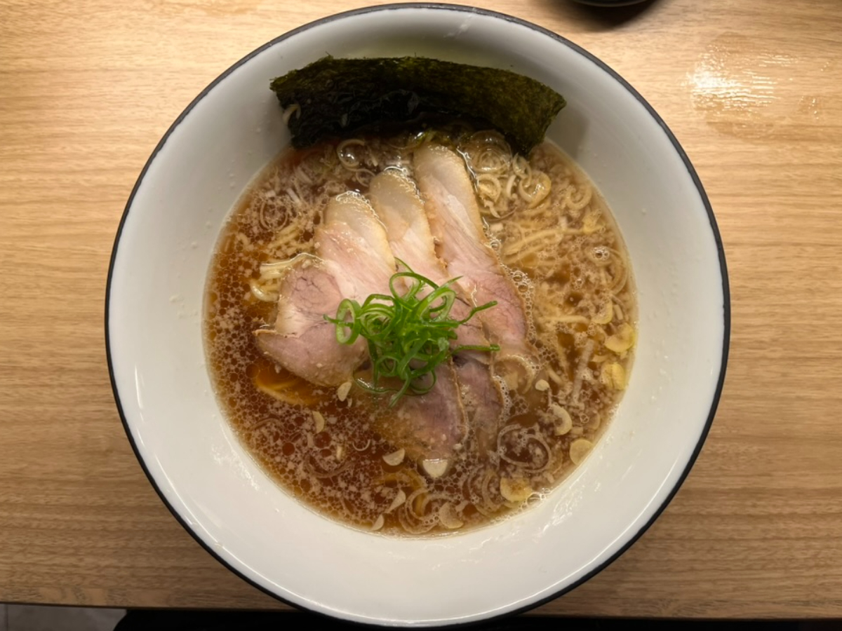 ラーメンGINZA_TON_BOX醤油ラーメン