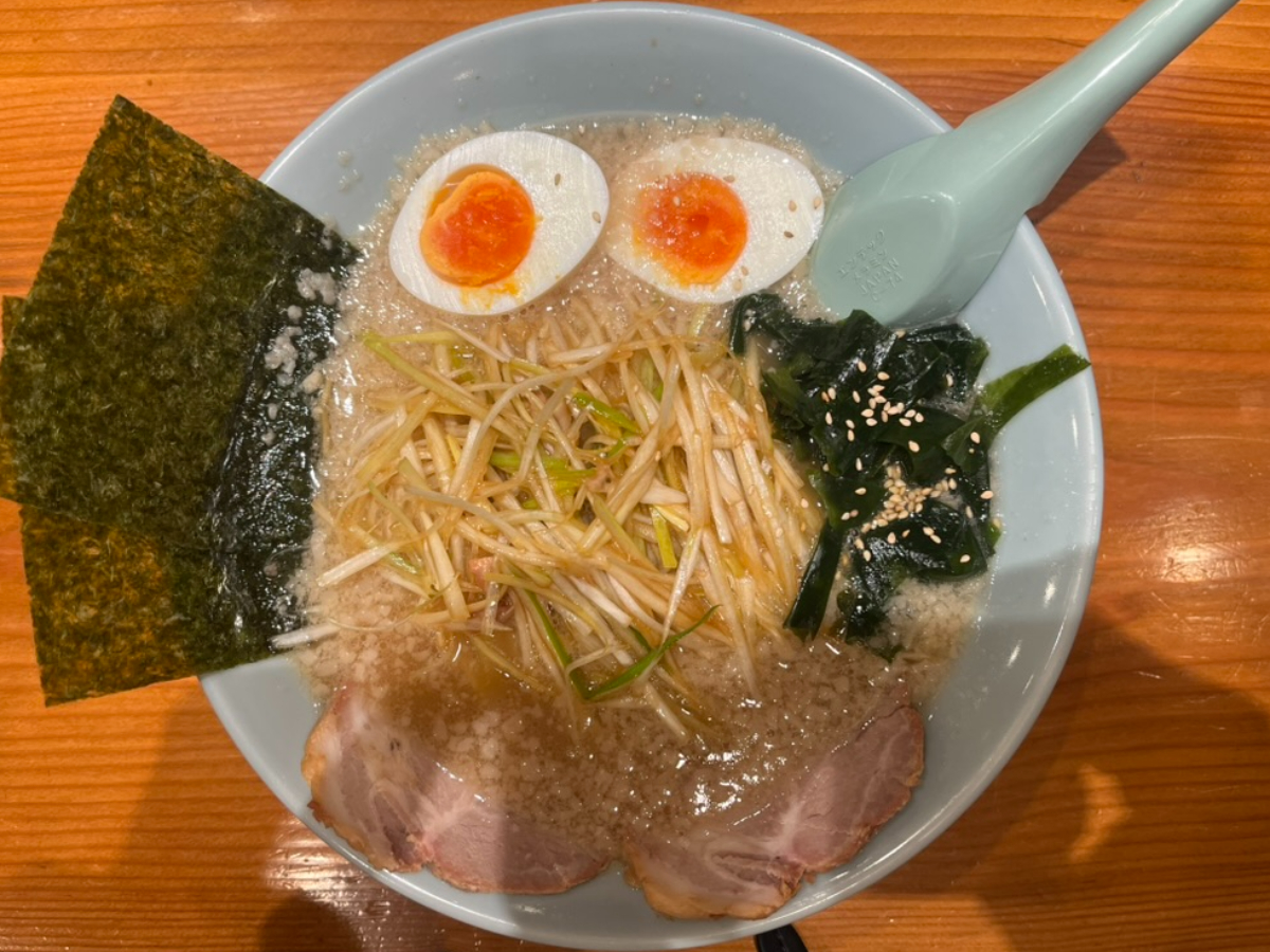 ラーメンショップ◯化池袋店特製ラーメン