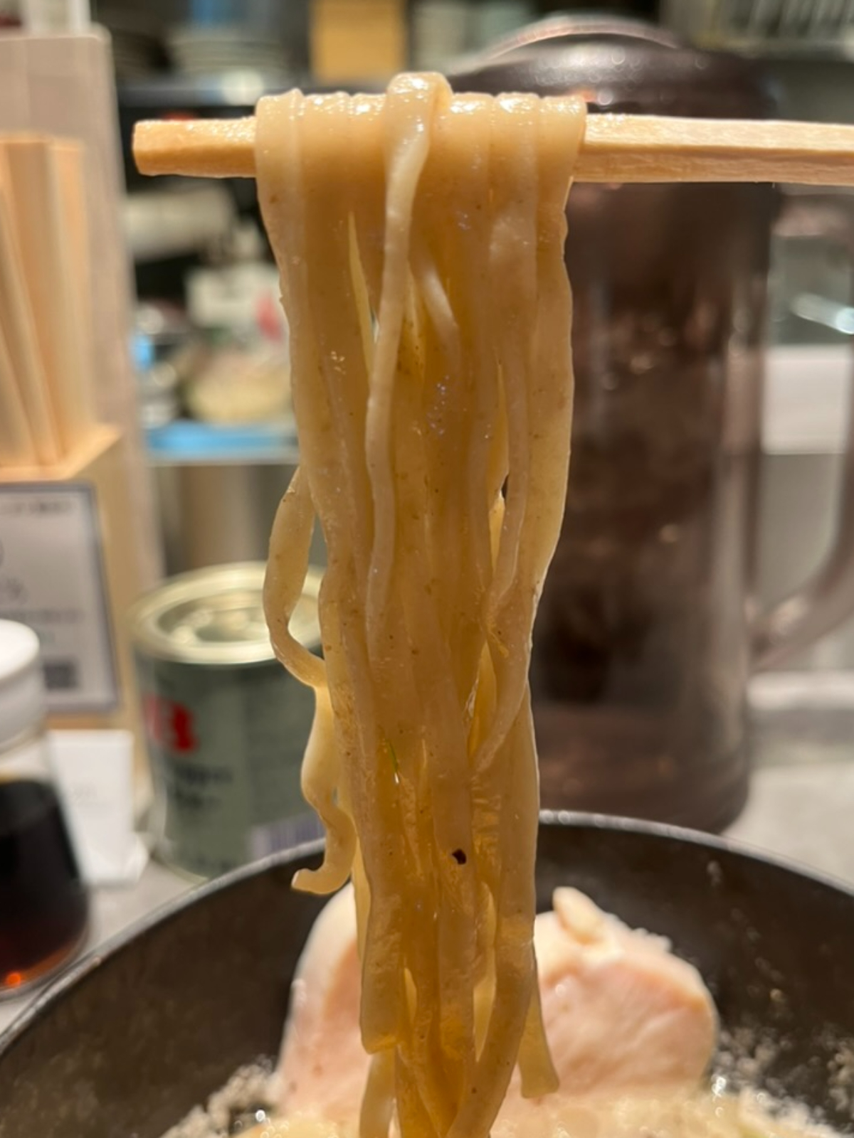 そらのいろ銀座本店麺上げ