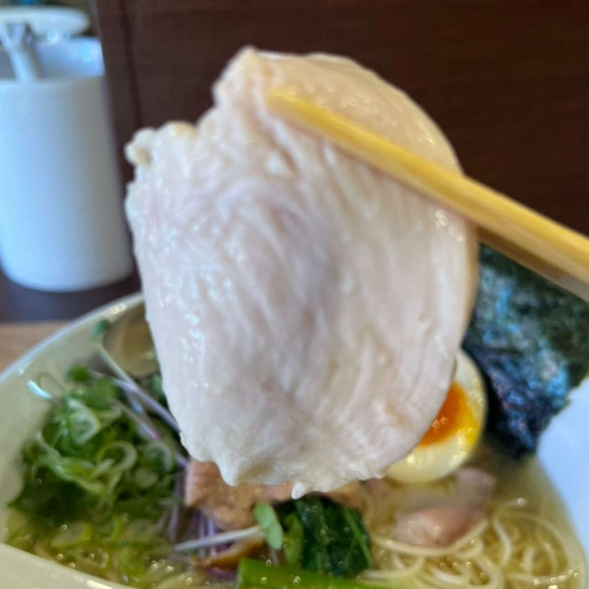 メヂカそば吟魚鶏チャーシュー