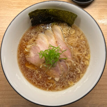ラーメンGINZA_TON_BOX醤油ラーメン