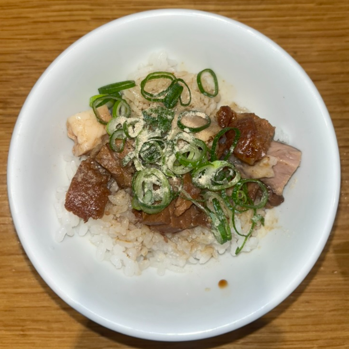 そらのいろ麹町本舗チャーシュー丼