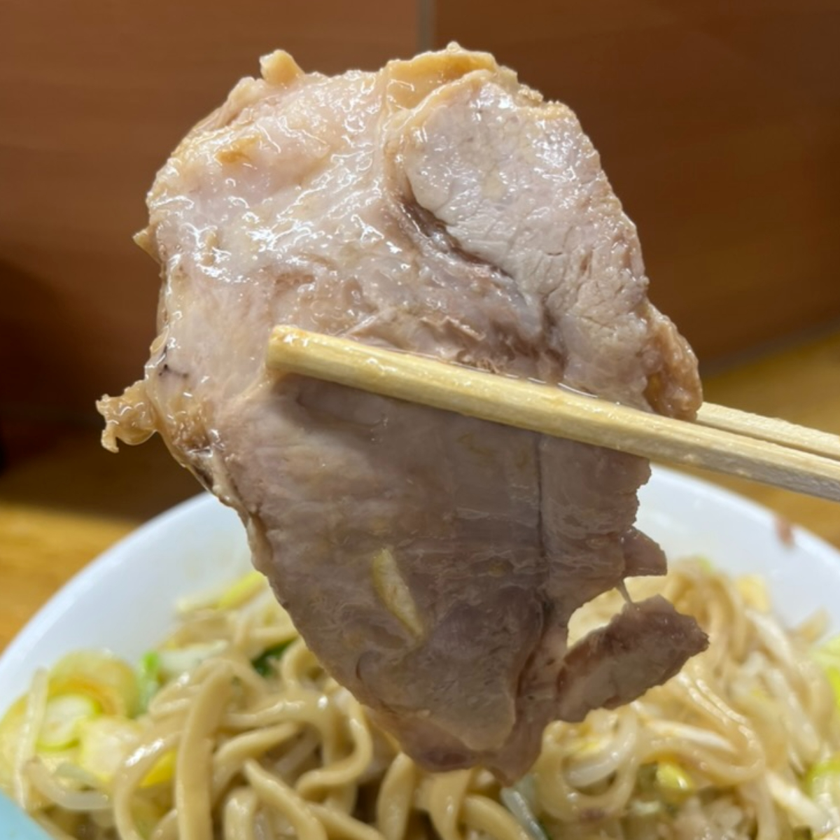 ラーメン二郎立川店豚
