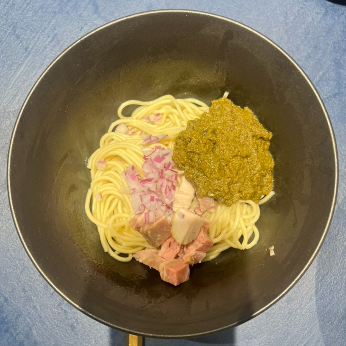 Ramen金碧ムール貝の塩和え玉