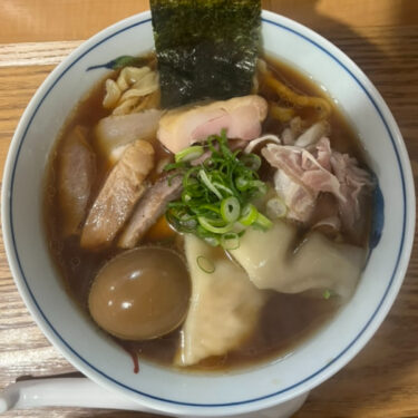 らーめん亭ひなり竜王特製醤油らーめん