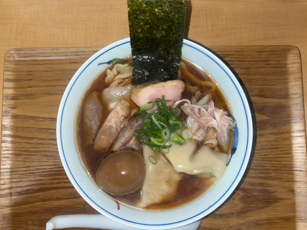 らーめん亭ひなり竜王特製醤油らーめん