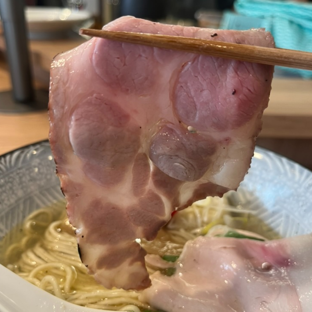 RAMEN紫苑チャーシュー