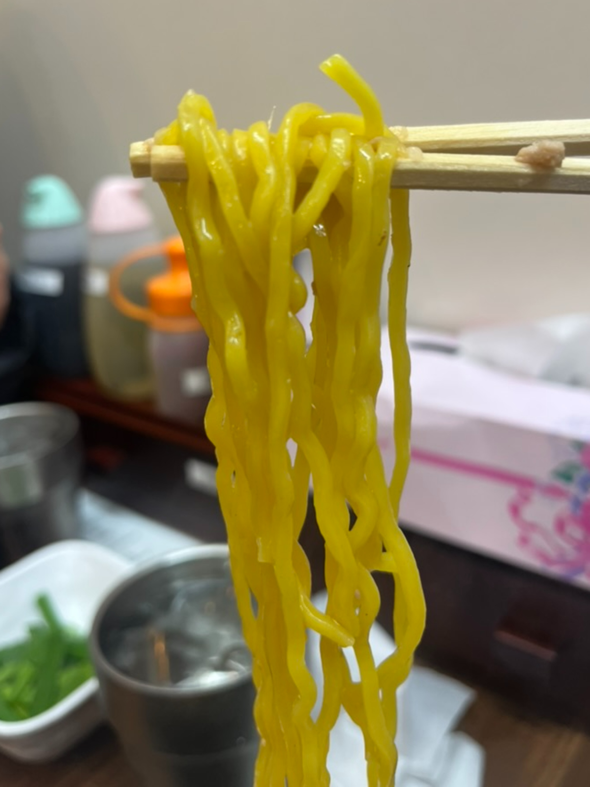 北ノ醤油チーホー水道橋店麺上げ
