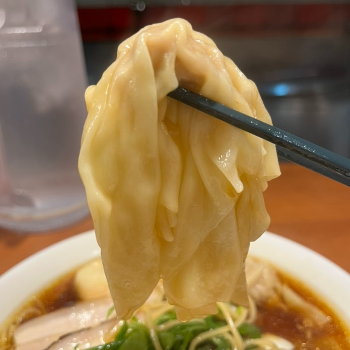 下北沢あはれ肉ワンタン