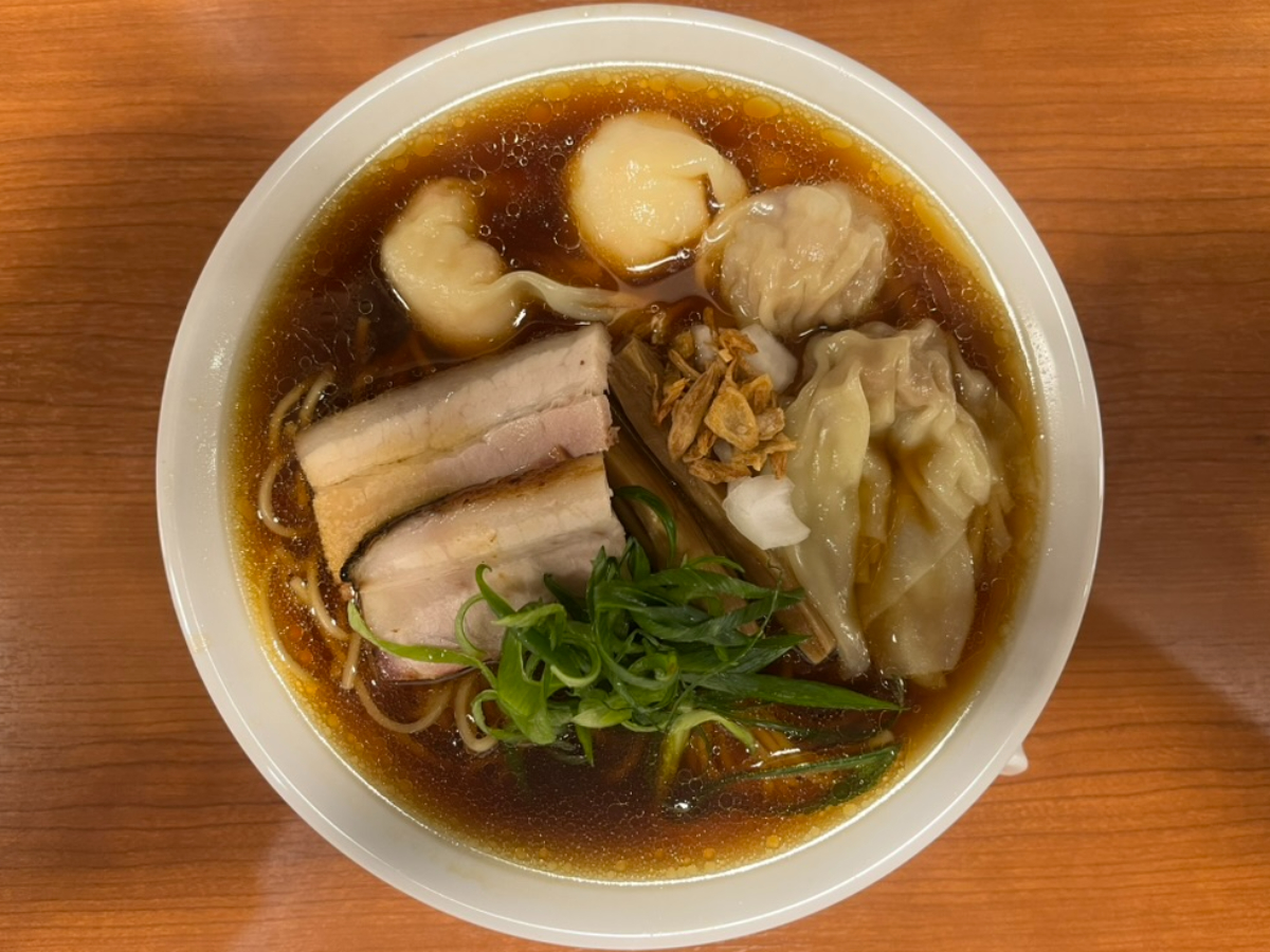 下北沢あはれMIXワンタン付醤油らーめん